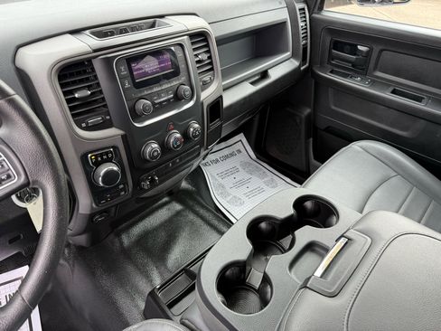 Used 2019 RAM 1500 Tradesman w/ Chrome Appearance Group image 10