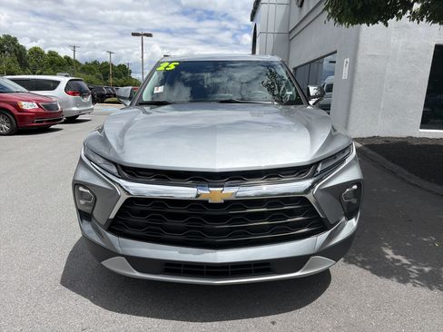 Used 2025 Chevrolet Blazer LT AWD/4WD image 9