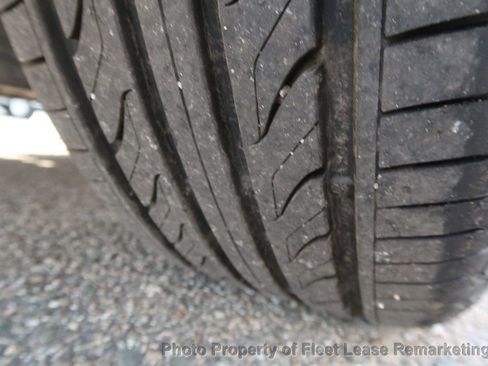 Used 2011 Lincoln MKZ Lincoln MKZ image 45