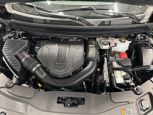 Used 2024 Chevrolet Traverse Z71 w/ Enhanced Driving Package image 47