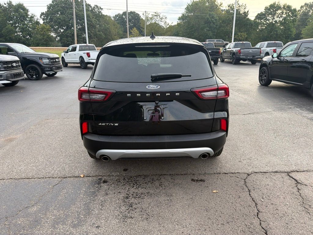 Used 2025 Ford Escape Active FWD image 4