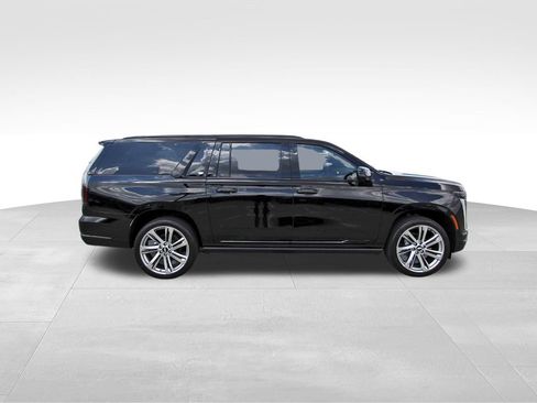 New 2026 Cadillac Escalade ESV Sport w/ Touring Package AWD/4WD image 5