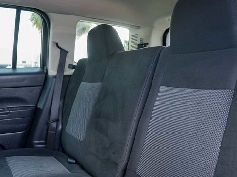 Used 2015 Jeep Patriot Sport image 13