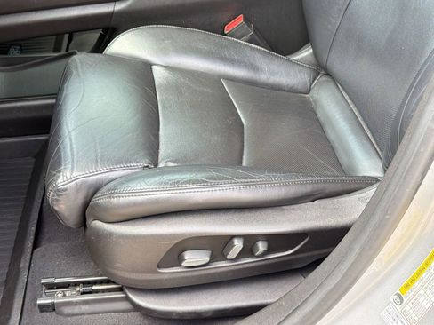 Used 2017 Cadillac XT5 Premium Luxury image 14