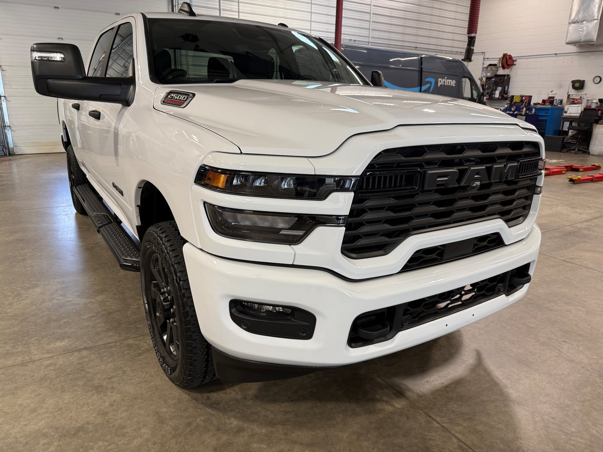Certified 2025 RAM 2500 Big Horn AWD/4WD image 1