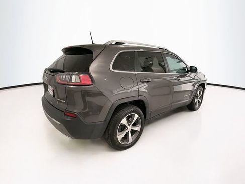 Used 2019 Jeep Cherokee Limited AWD/4WD image 6