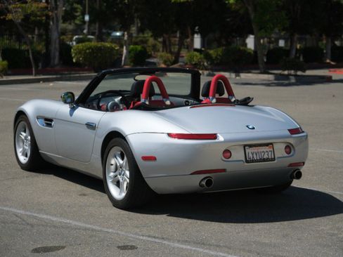 Used 2002 BMW Z8 image 7