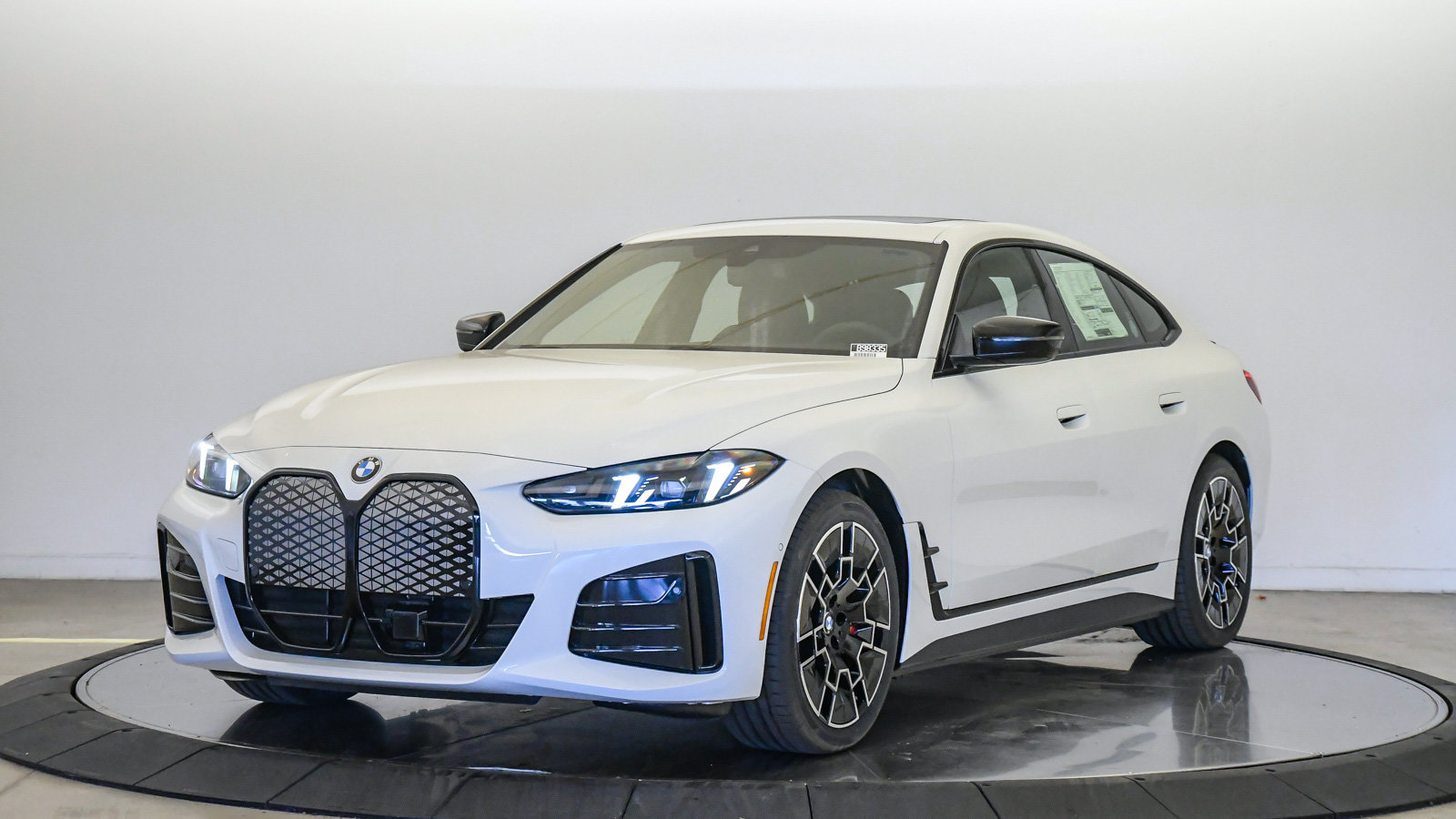 New 2026 BMW i4 eDrive40 w/ M Sport Package RWD image 1