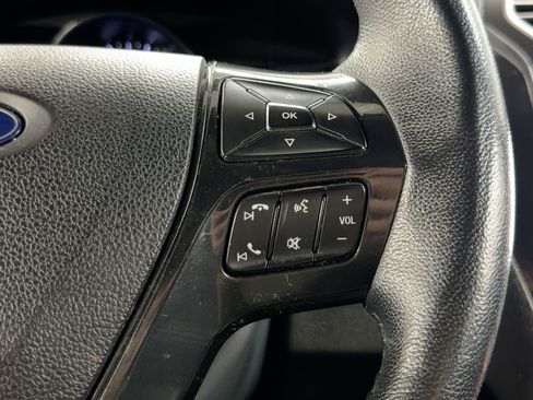 Used 2018 Ford Explorer XLT w/ Equipment Group 202A image 21