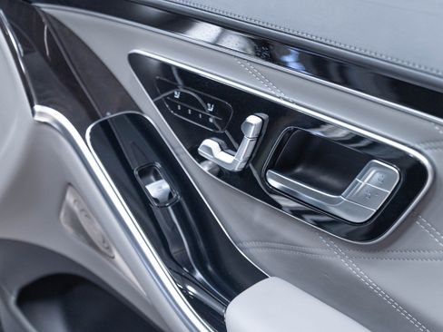 Used 2024 Mercedes-Benz Maybach S 680 4MATIC image 27