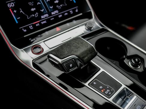 Used 2024 Audi RS 7 Performance AWD/4WD image 61