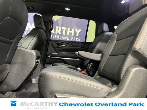Used 2024 Chevrolet Traverse Z71 w/ Enhanced Driving Package AWD/4WD image 27