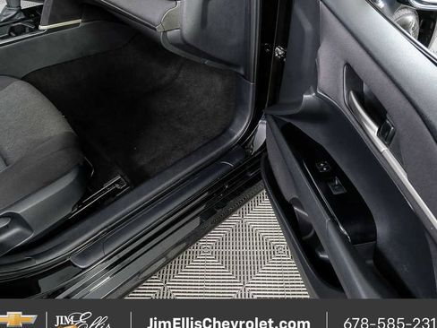 Used 2025 Toyota Camry LE image 22