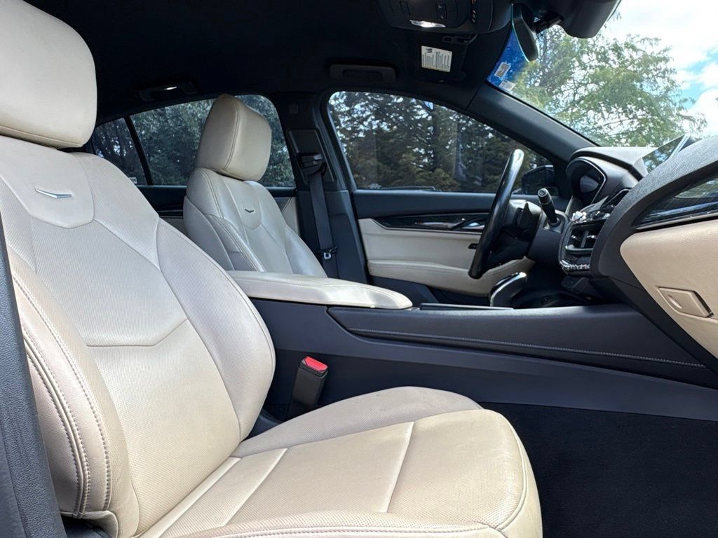 Used 2021 Cadillac CT5 Premium Luxury RWD image 17