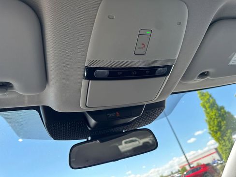 Used 2024 Nissan Ariya AWD image 55