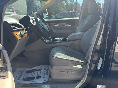 Used 2012 Lincoln MKX FWD w/ Wood Pkg image 18