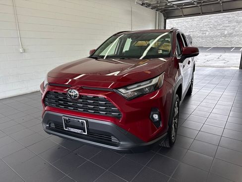 Used 2025 Toyota RAV4 XLE Premium w/ Weather Package AWD/4WD image 3