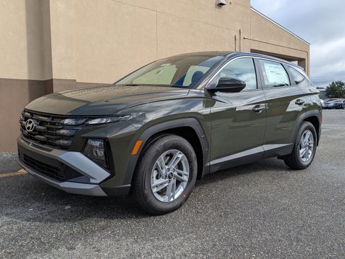 New 2026 Hyundai Tucson SE image 10