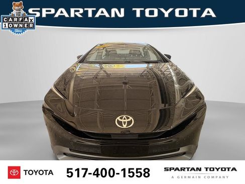 Used 2025 Toyota Prius LE FWD image 9