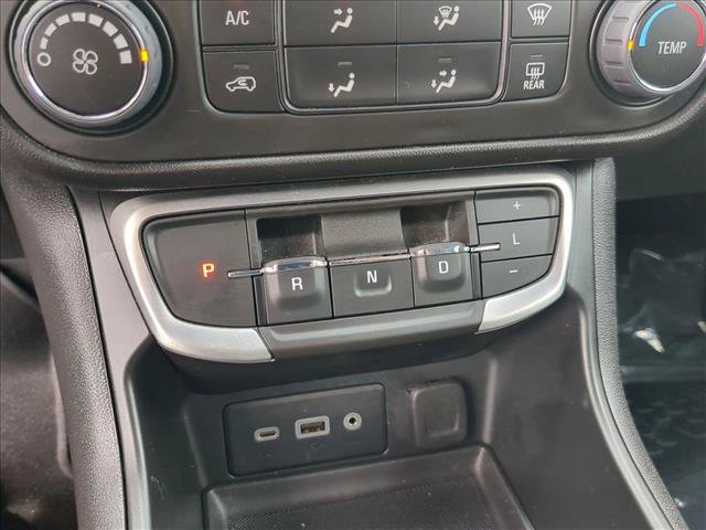 Used 2023 GMC Terrain SLE FWD image 12
