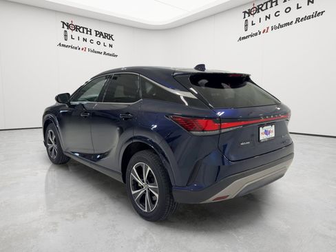 Used 2023 Lexus RX 350 Premium w/ Cold Area Package FWD image 3