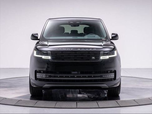 New 2025 Land Rover Range Rover SE image 8