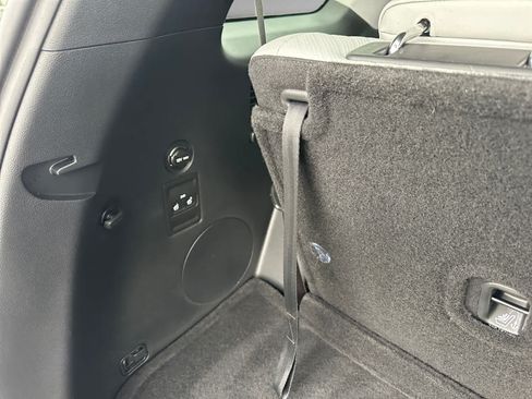 Used 2025 Hyundai Palisade SEL FWD image 22
