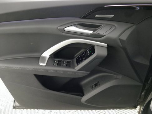 New 2025 Audi Q5 Premium Plus image 10