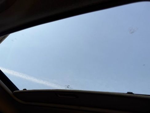 Used 2004 Jeep Grand Cherokee Laredo w/ Tan Your Hide Group image 11