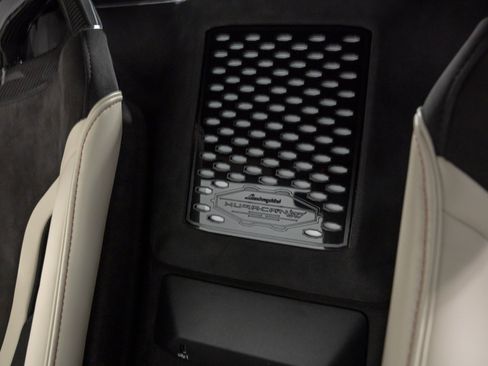 Used 2024 Lamborghini Huracan Tecnica RWD image 71