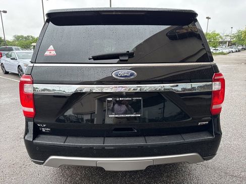 Used 2018 Ford Expedition XLT w/ Equipment Group 202A AWD/4WD image 10