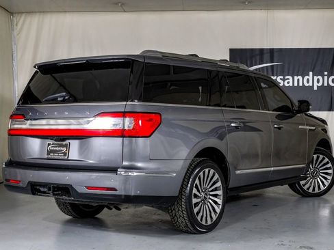 Used 2021 Lincoln Navigator L Reserve w/ Luxury Package AWD/4WD image 8