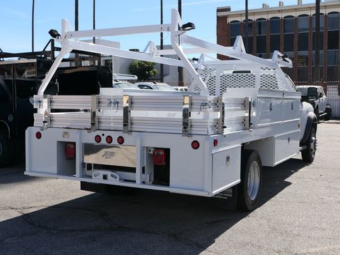 New 2026 RAM 5500 Tradesman w/ Chrome Appearance Group image 2