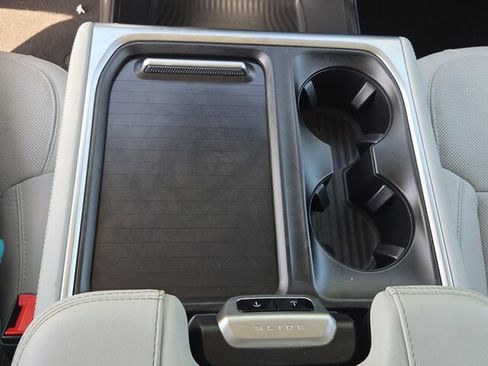 Used 2025 Ford Expedition Platinum AWD/4WD image 20