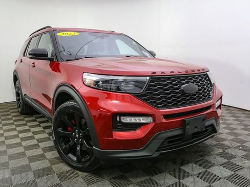 Used 2023 Ford Explorer ST w/ Equipment Group 401A AWD/4WD image 3