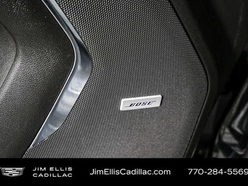 Used 2022 GMC Yukon SLT w/ SLT Premium Package RWD image 7