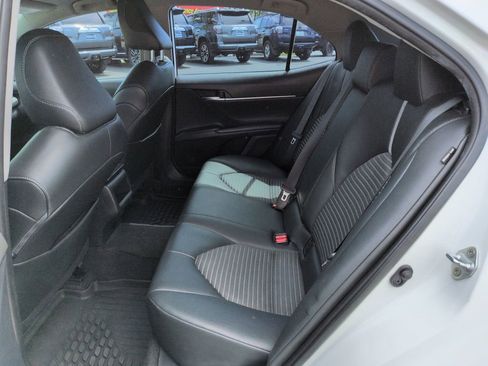 Used 2021 Toyota Camry SE w/ Convenience Package AWD/4WD image 25