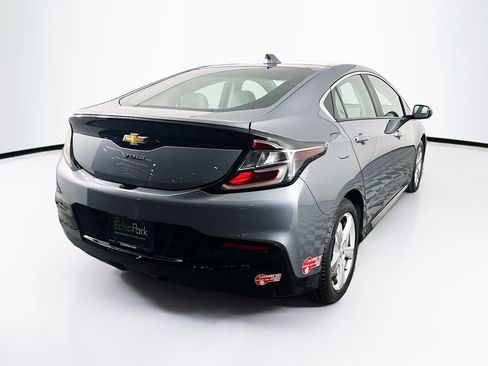 Used 2018 Chevrolet Volt LT w/ Comfort Package FWD image 9