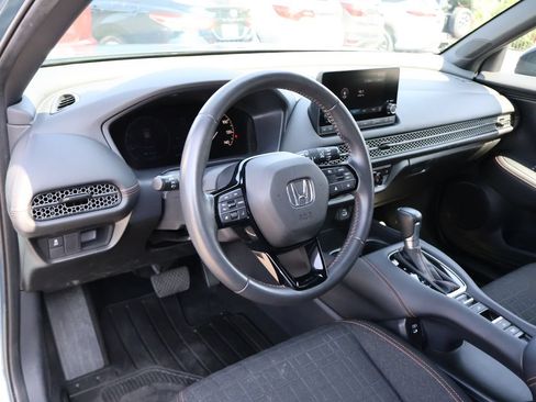 Certified 2025 Honda HR-V Sport image 16
