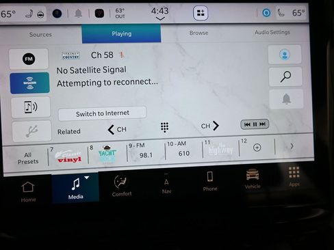 Used 2022 Jeep Grand Cherokee Limited 4xe image 30