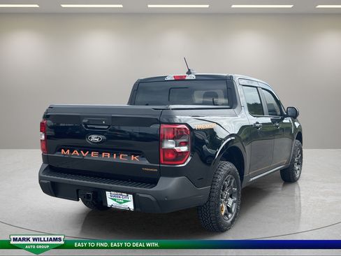Used 2025 Ford Maverick Tremor AWD/4WD image 3