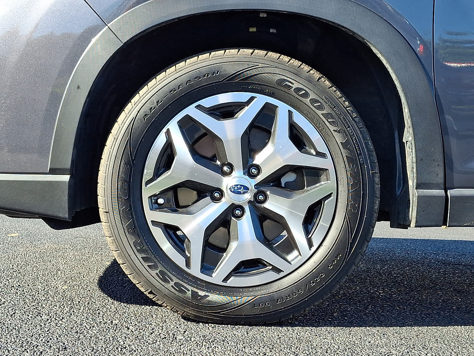 Used 2021 Subaru Forester Premium AWD/4WD image 9
