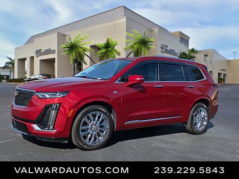 Used 2021 Cadillac XT6 Premium Luxury image 1