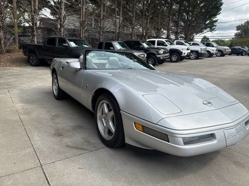 Used 1996 Chevrolet Corvette Convertible image 19