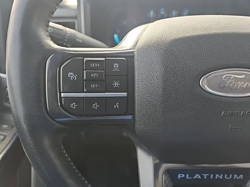Used 2025 Ford F450 Platinum image 6