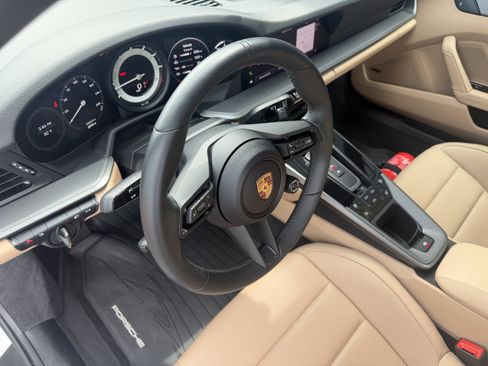 Certified 2024 Porsche 911 Carrera S RWD image 4