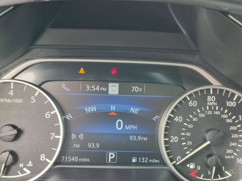 Used 2021 Nissan Murano SV AWD/4WD image 14