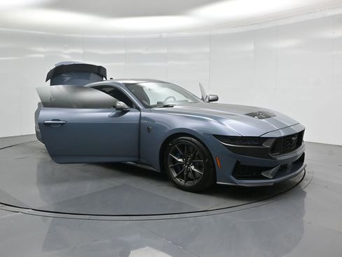 Used 2024 Ford Mustang Dark Horse image 32