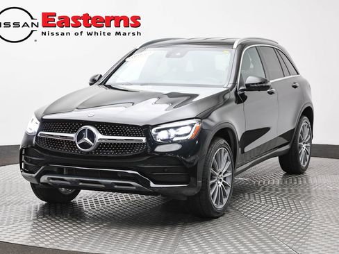 Used 2022 Mercedes-Benz GLC 300 4MATIC w/ AMG Line image 1