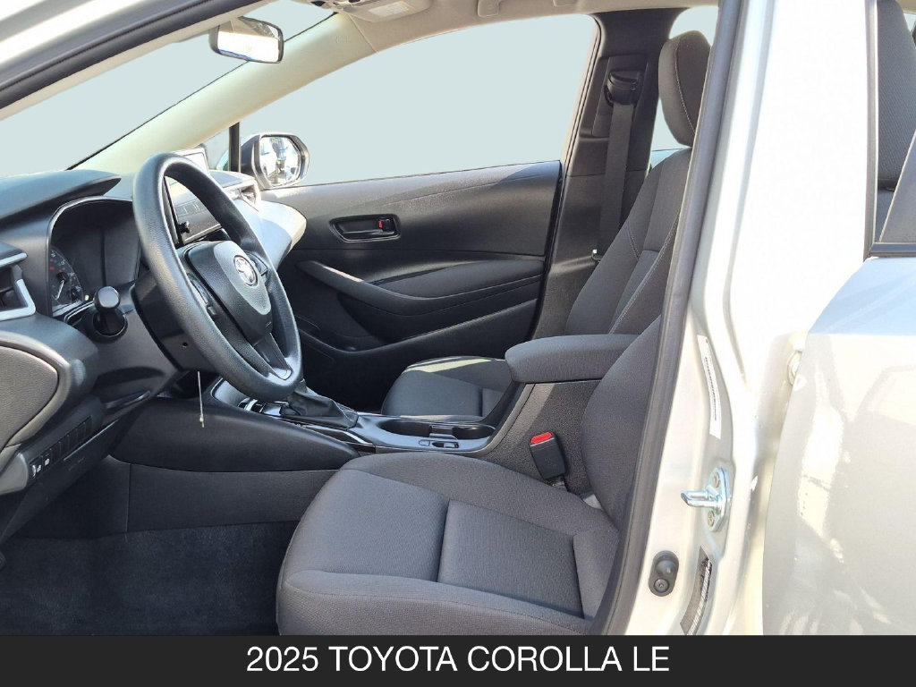 Used 2025 Toyota Corolla LE FWD image 14